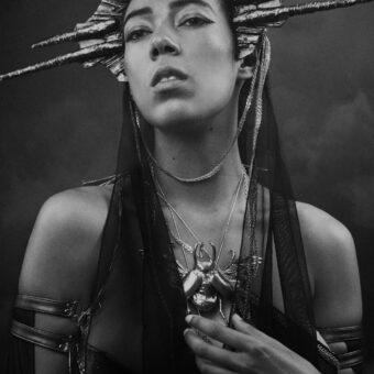 48) AREVIK   –Ph: Sheridan’s Art –Model: Inez IV –Costume Designer: Giulia Danese –Beetle Necklace: Cu Nature